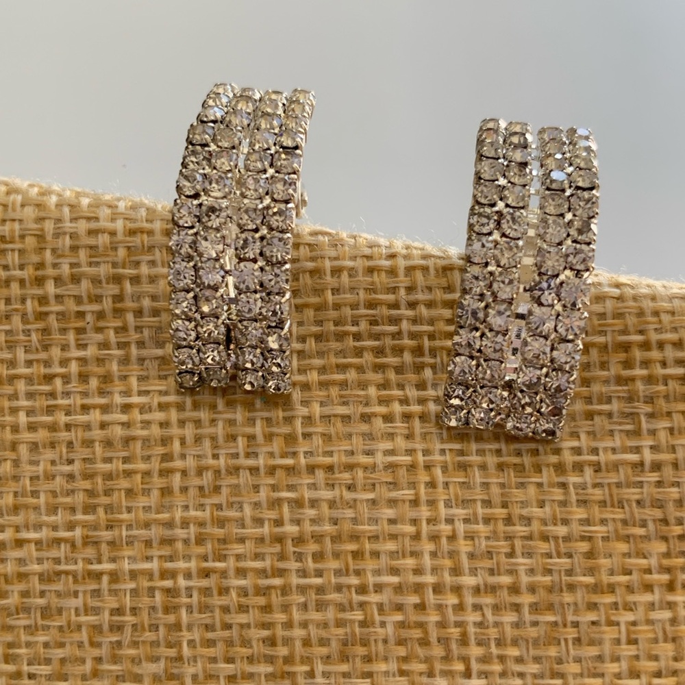 Elegant Vintage Silver Crystal Clip On Earrings
